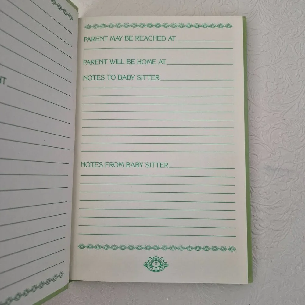 Vintage 1984 Cabbage Patch Kids Baby Sitters Helper Notes Names Numbers Book